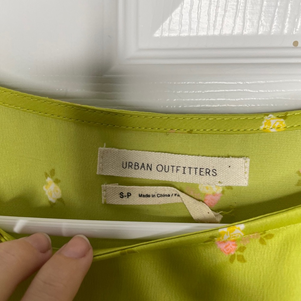 Urban Outfitters cottagecore green floral dress - Picture 2 of 4